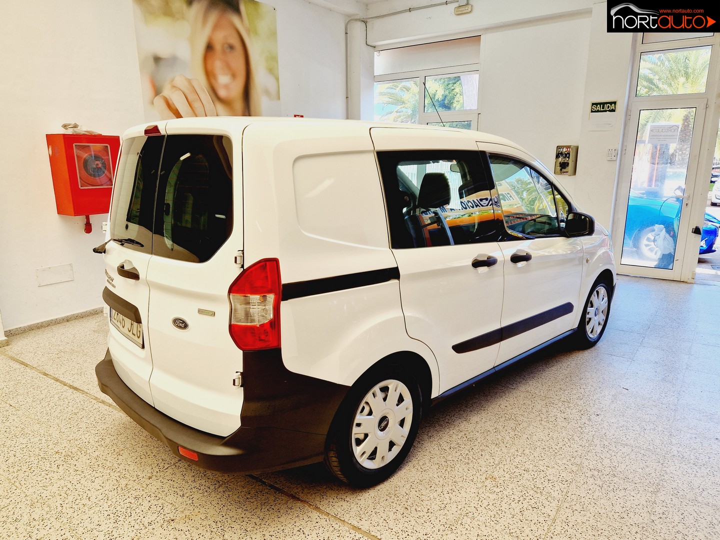 FORD Tourneo Courier 1.0 EcoBoost